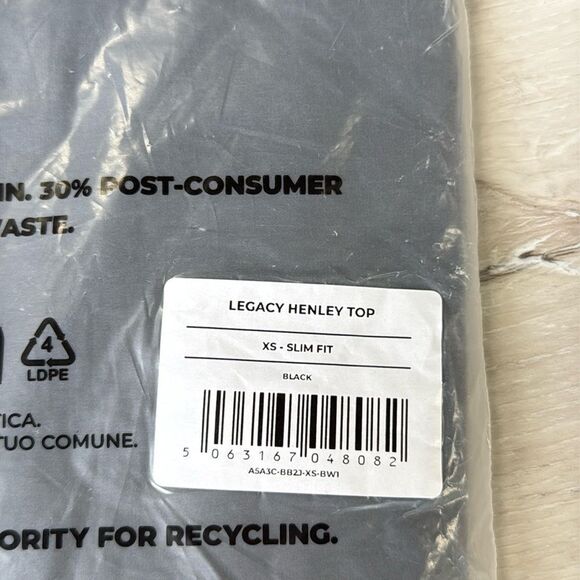 Gymshark Legacy Henley Slim Fit Light Black Size XS NWT in Packaging - Picture 8 of 8